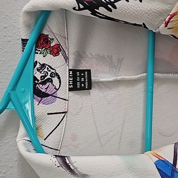 NWOT Graffiti printed Jacket/Blazer - Picture 8 of 10